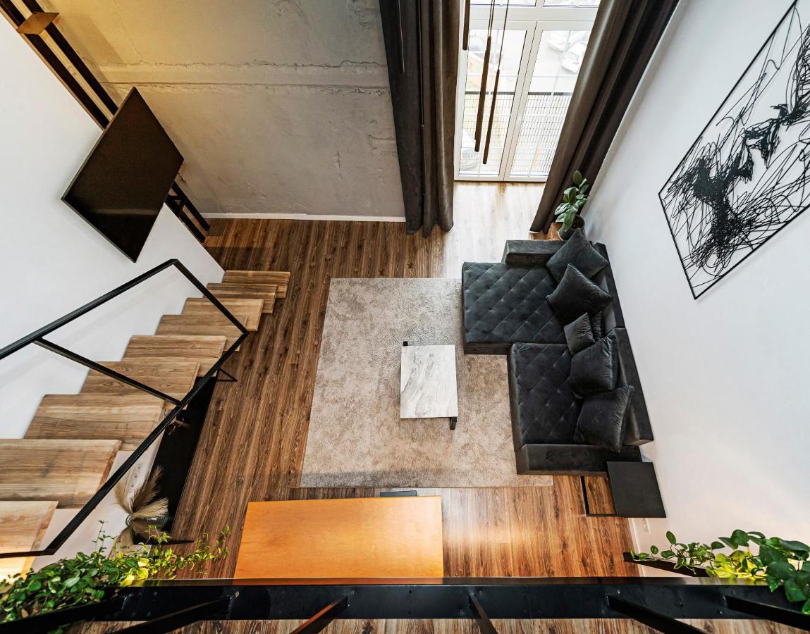 Radio City Loft - Apartment 420 Kaunas Buitenkant foto