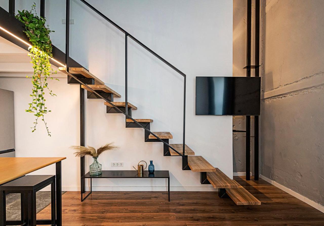 Radio City Loft - Apartment 420 Kaunas Buitenkant foto