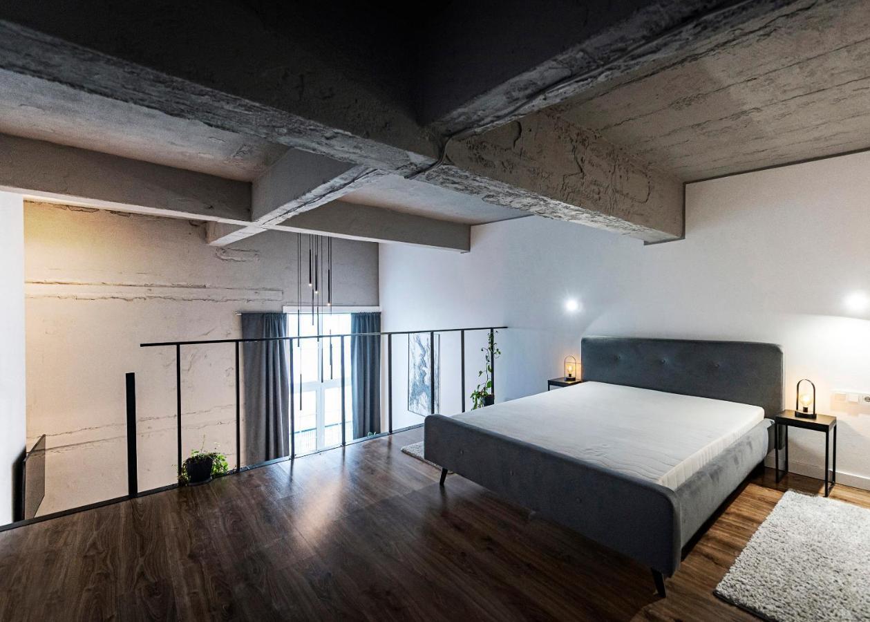 Radio City Loft - Apartment 420 Kaunas Buitenkant foto
